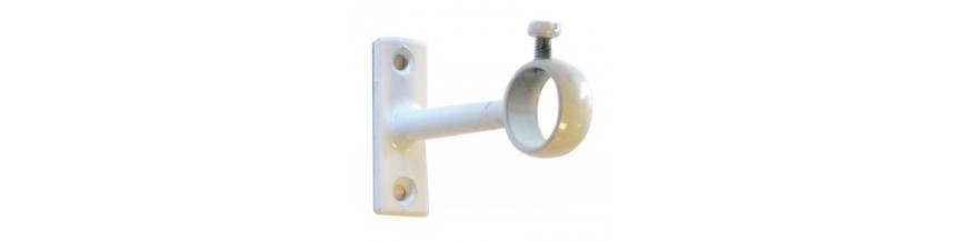 Tube et accessoires de penderie